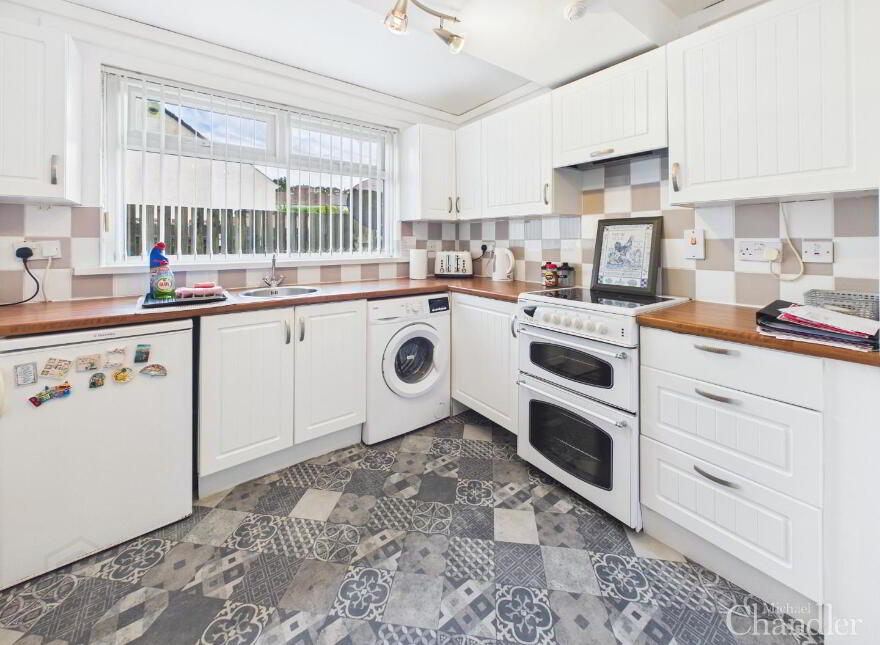Flat A, 18 Clonduff Drive, Belfast, BT6 9NR