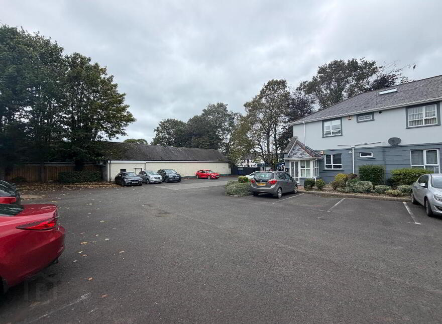 Glenhouse Mews, 10 Main Street, Eglinton, Derry, BT47 3AA