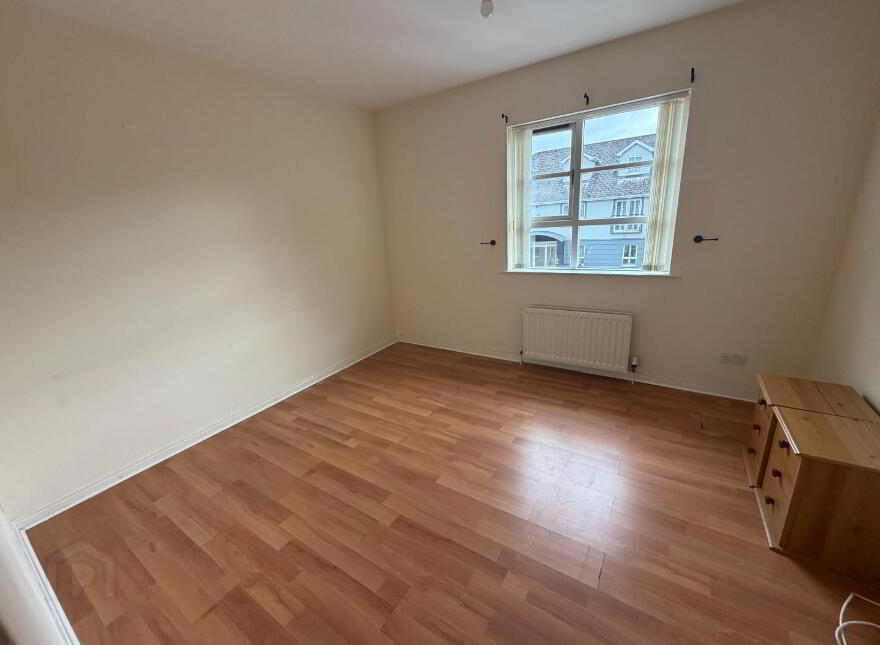 Glenhouse Mews, 10 Main Street, Eglinton, Derry, BT47 3AA