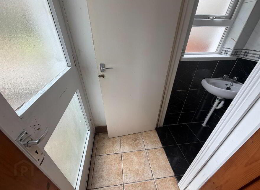 16 Otterbank Road, Strathfoyle, Derry, BT47 6YB