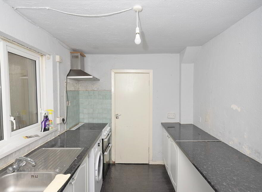 12 Lough Road, Lurgan, BT66 6JE