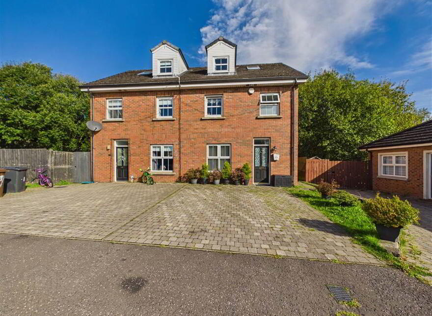 25 Mill Valley North, Belfast, BT14 8FW