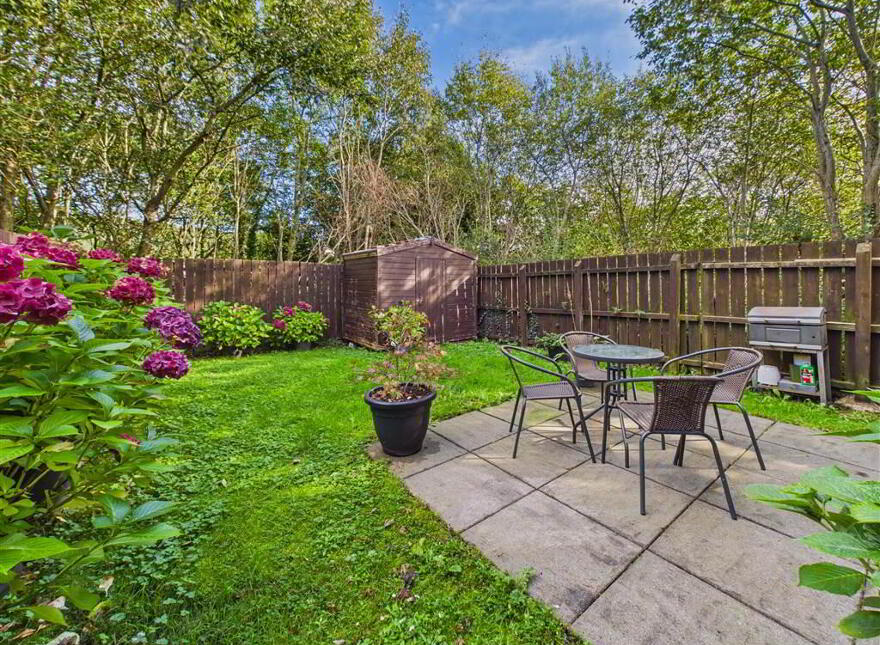 25 Mill Valley North, Belfast, BT14 8FW