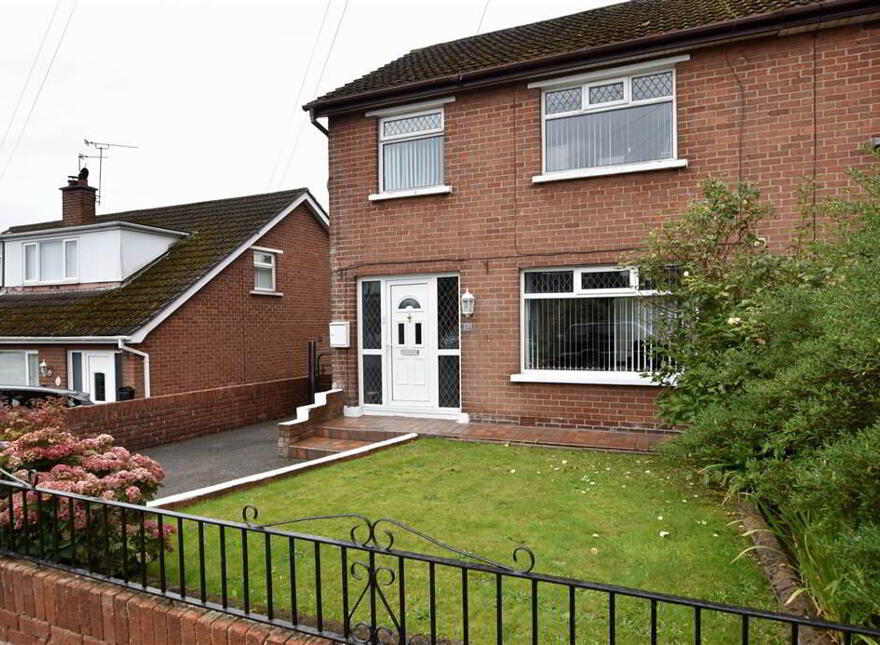 20 Dermott Avenue, Comber, BT23 5JE