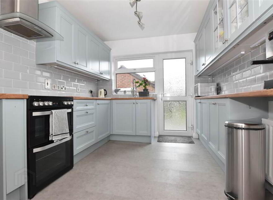 20 Dermott Avenue, Comber, BT23 5JE