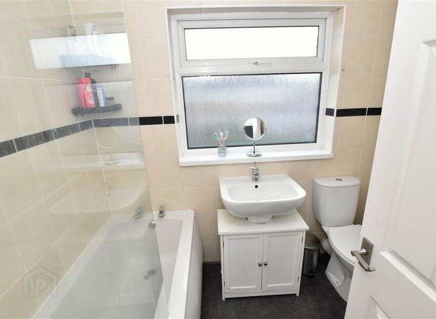 20 Dermott Avenue, Comber, BT23 5JE
