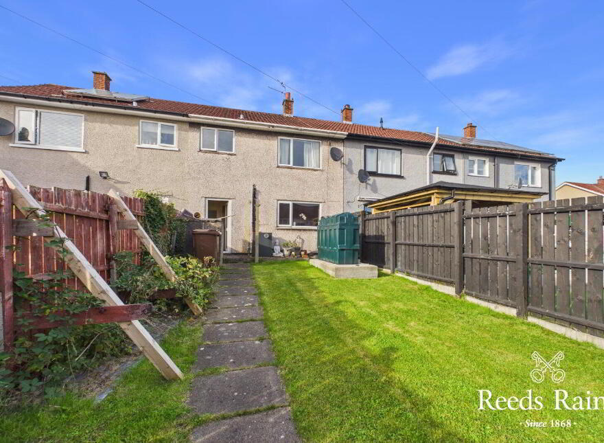 34 Oakwood Road, Carrickfergus, BT38 8ET