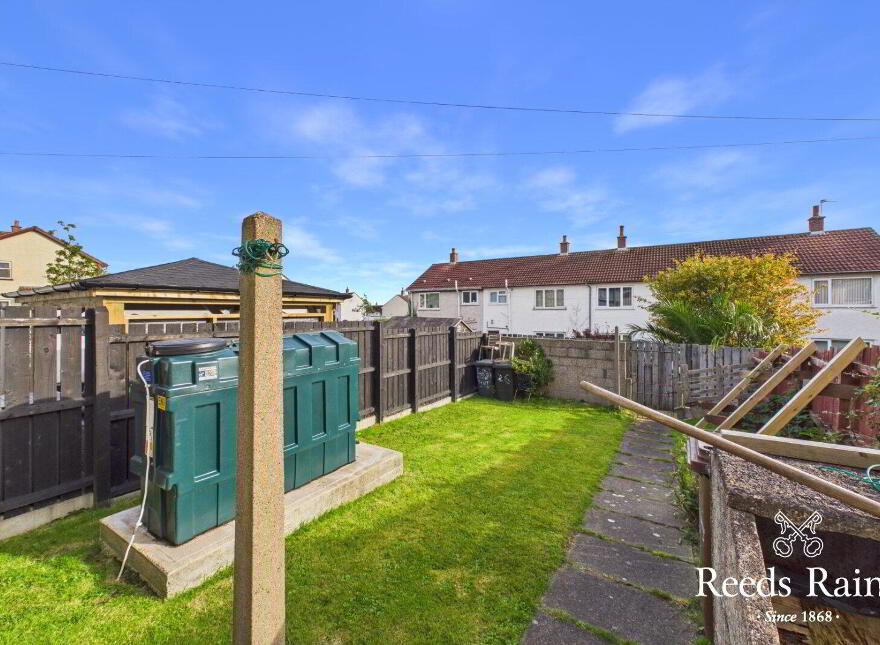 34 Oakwood Road, Carrickfergus, BT38 8ET