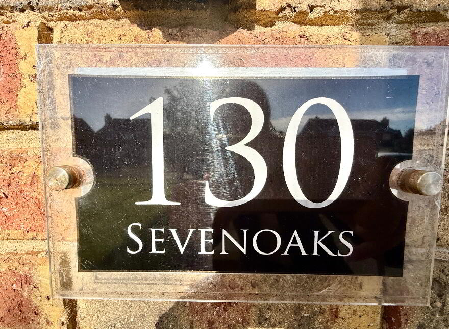 130 Sevenoaks, Waterside, Derry, BT47 6BD
