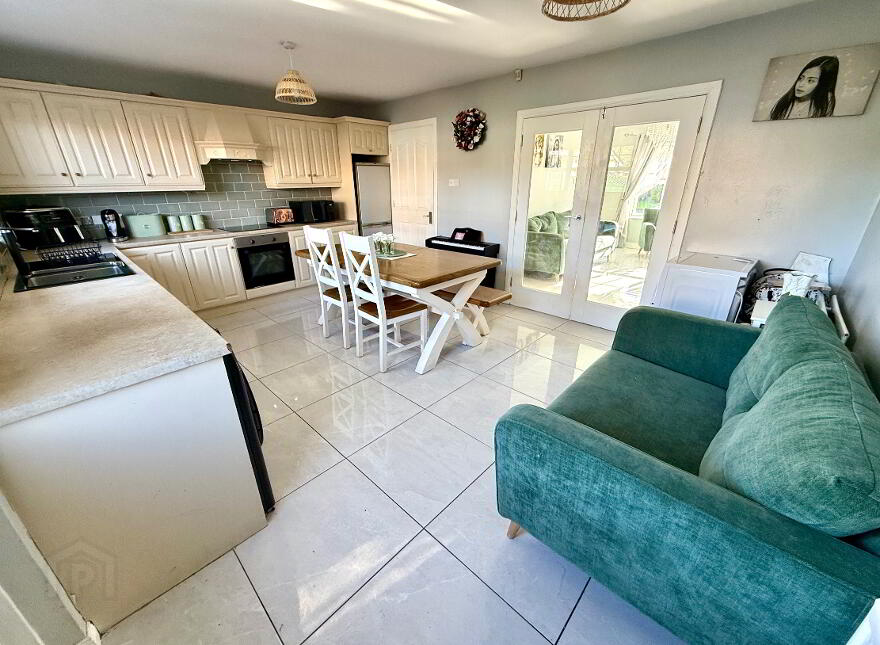 130 Sevenoaks, Waterside, Derry, BT47 6BD