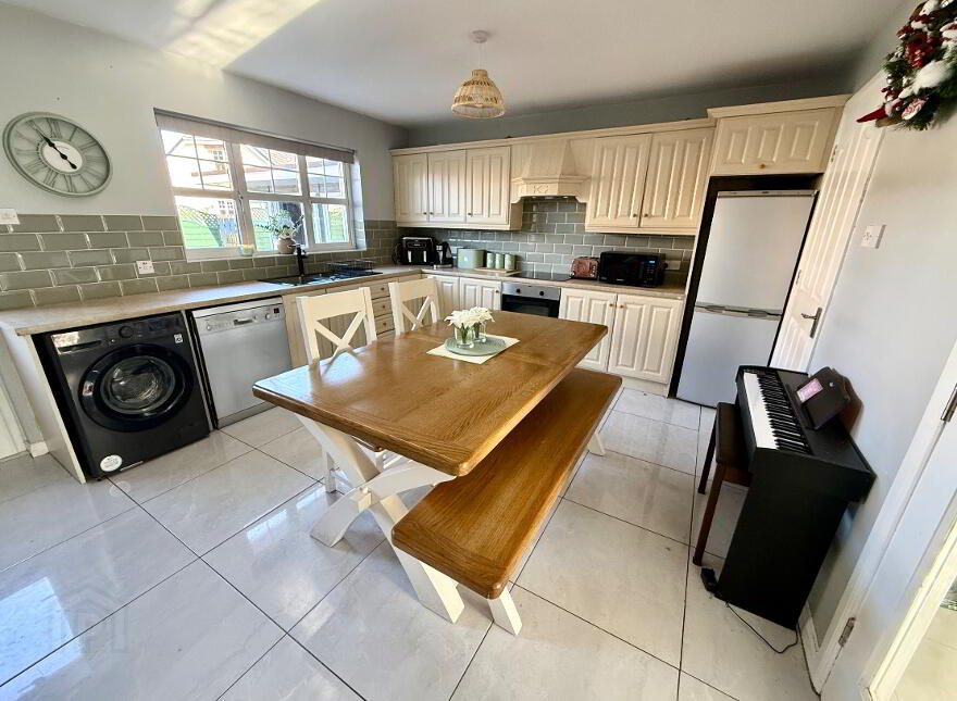 130 Sevenoaks, Waterside, Derry, BT47 6BD