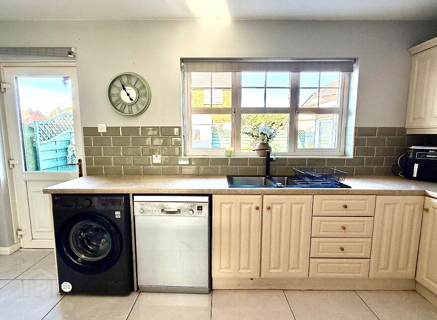 130 Sevenoaks, Waterside, Derry, BT47 6BD