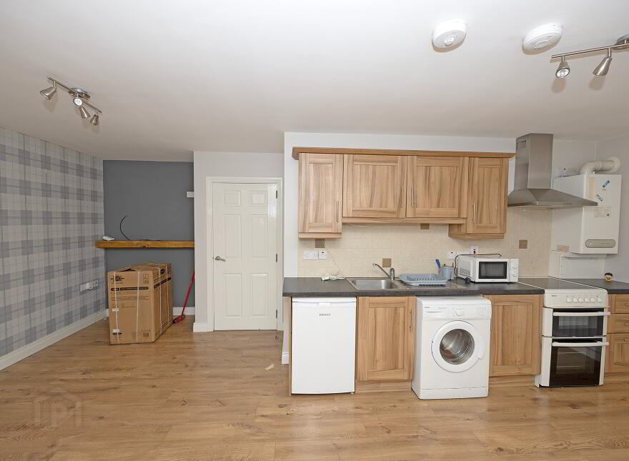 1 60a Bellevue House, Antrim Road, Lurgan, BT67 9BW