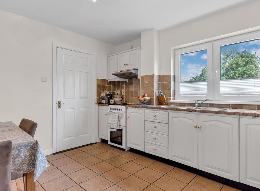 66 Castlewood Gardens, Pollerton Road, R93YX01