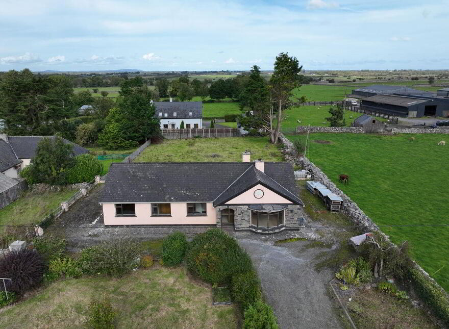 Ballynew, Neale, F31NT20