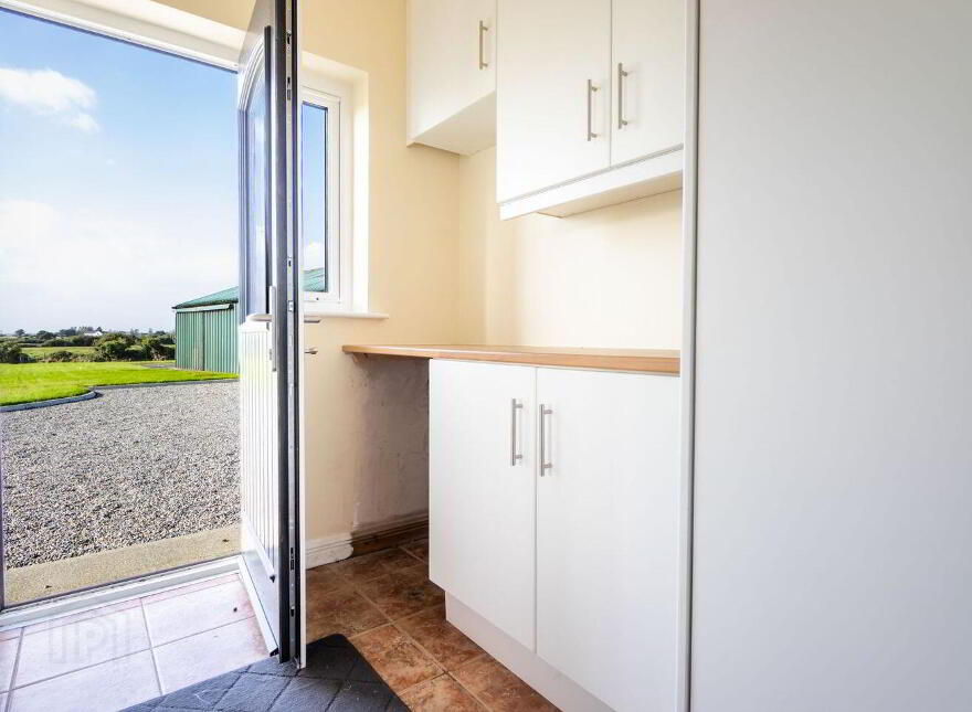 Carrownacroagh, Cloverhill, Cloverhill, H91PKR7