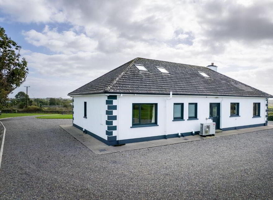 Carrownacroagh, Cloverhill, Cloverhill, H91PKR7