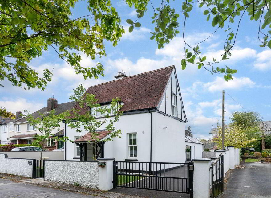 Mons Lodge, Leinster Walk, Kildare, R51TP93