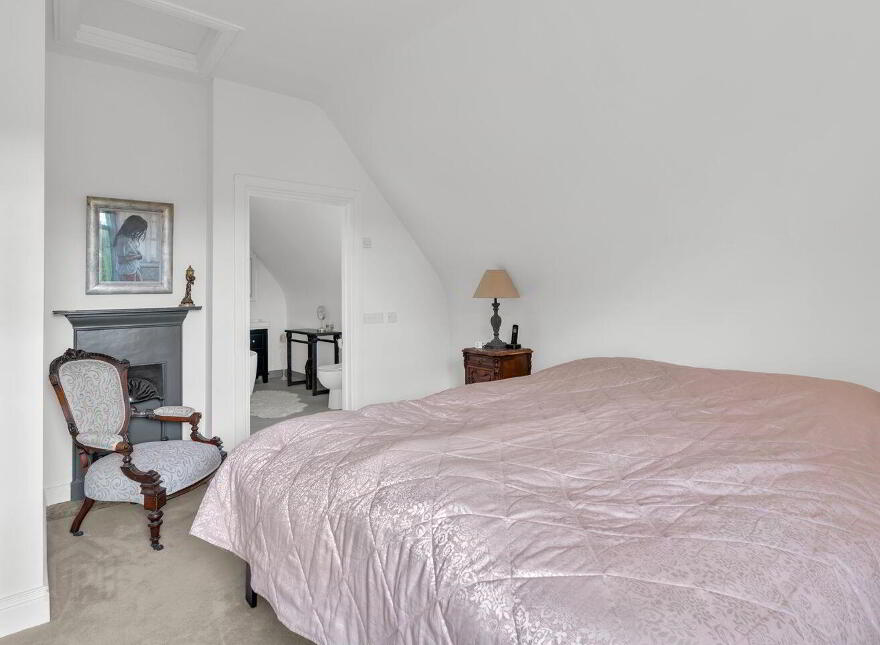 Mons Lodge, Leinster Walk, Kildare, R51TP93