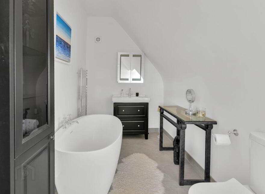 Mons Lodge, Leinster Walk, Kildare, R51TP93