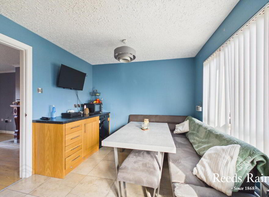 18 Edgewater, Lisburn, BT27 5PZ