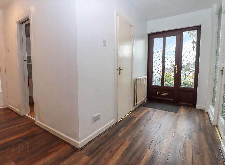 14 Moyra Crescent, Dundonald, Belfast, BT16 1UX