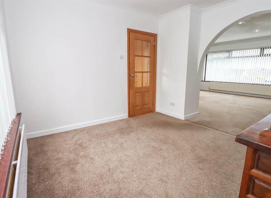 14 Moyra Crescent, Dundonald, Belfast, BT16 1UX