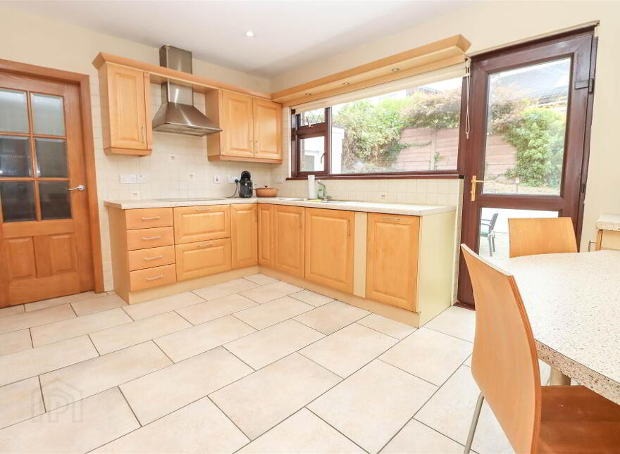 14 Moyra Crescent, Dundonald, Belfast, BT16 1UX