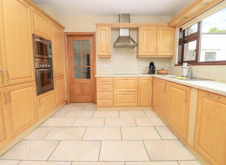 14 Moyra Crescent, Dundonald, Belfast, BT16 1UX