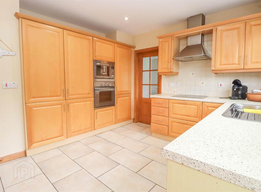 14 Moyra Crescent, Dundonald, Belfast, BT16 1UX