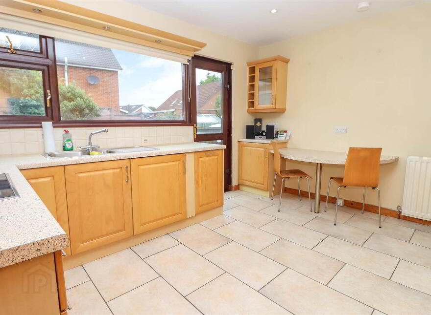 14 Moyra Crescent, Dundonald, Belfast, BT16 1UX