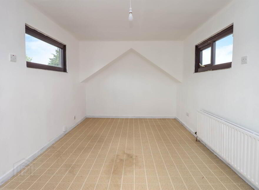 14 Moyra Crescent, Dundonald, Belfast, BT16 1UX