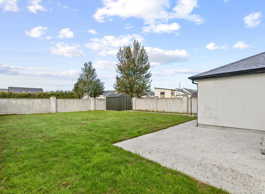 2 Ayresfield Row, Granges Road, Kilkenny, R95F58V