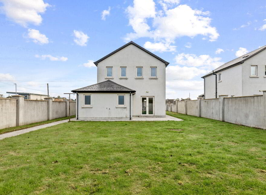 2 Ayresfield Row, Granges Road, Kilkenny, R95F58V