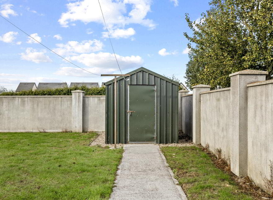 2 Ayresfield Row, Granges Road, Kilkenny, R95F58V