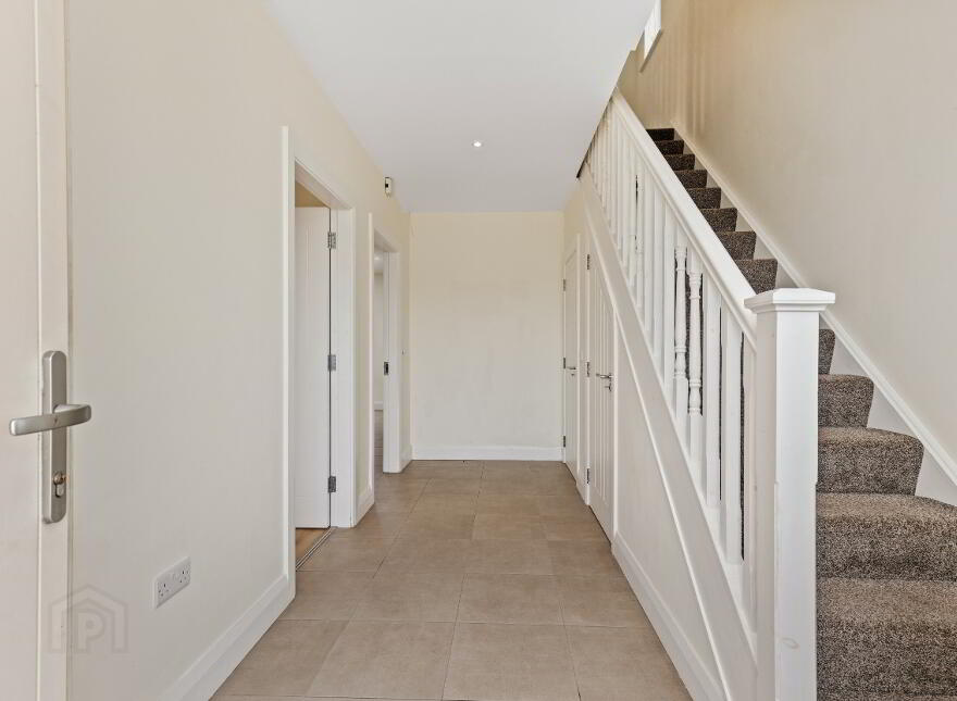 2 Ayresfield Row, Granges Road, Kilkenny, R95F58V