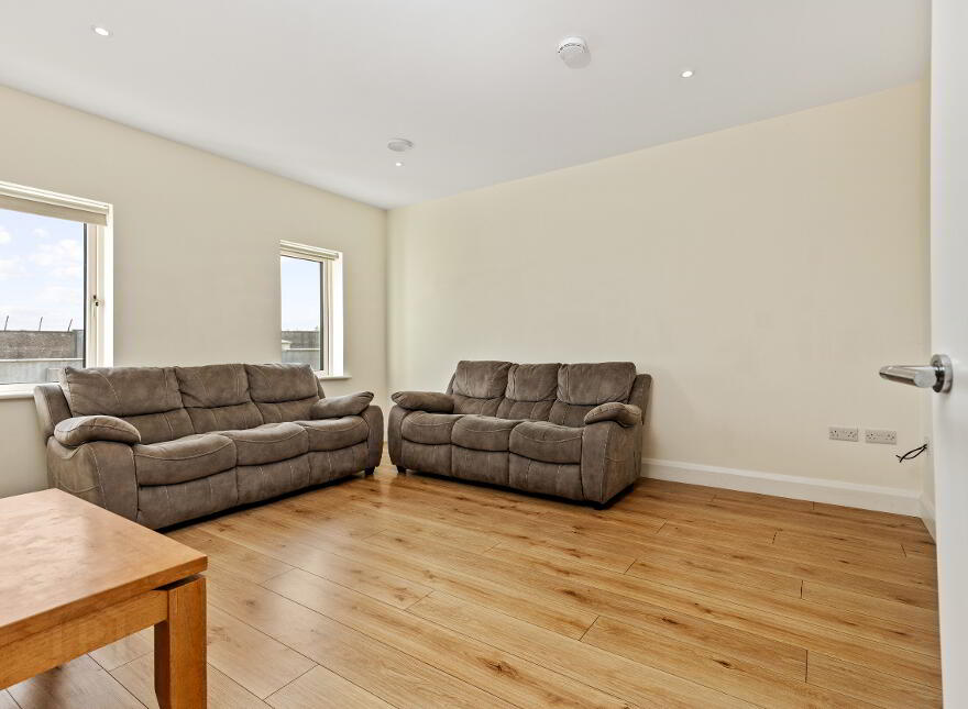 2 Ayresfield Row, Granges Road, Kilkenny, R95F58V