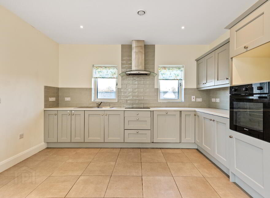 2 Ayresfield Row, Granges Road, Kilkenny, R95F58V