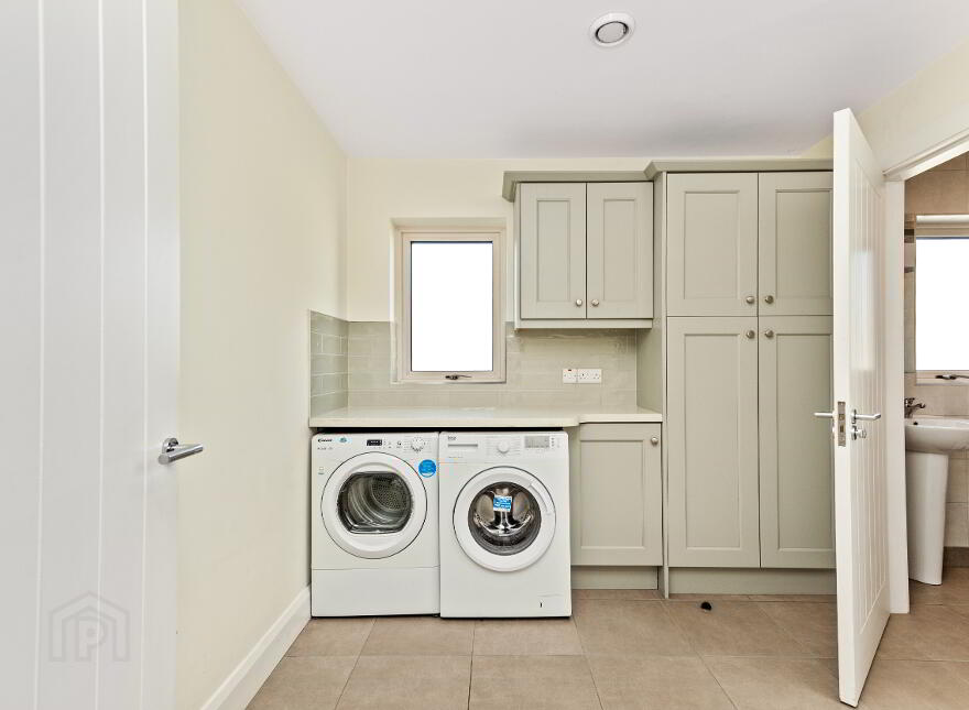2 Ayresfield Row, Granges Road, Kilkenny, R95F58V