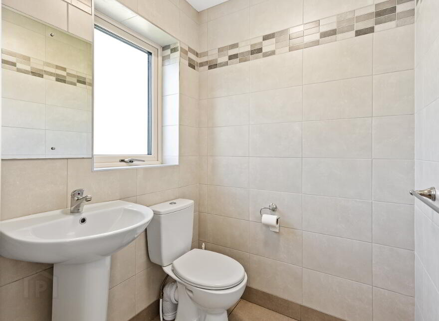 2 Ayresfield Row, Granges Road, Kilkenny, R95F58V