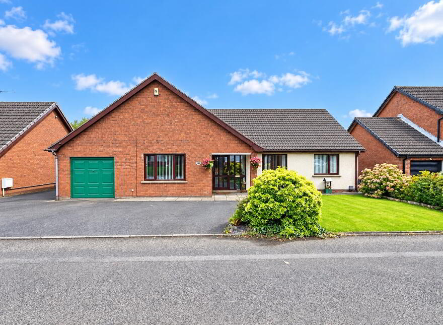 26 Harwood Gardens, Carrickfergus, BT38 7US