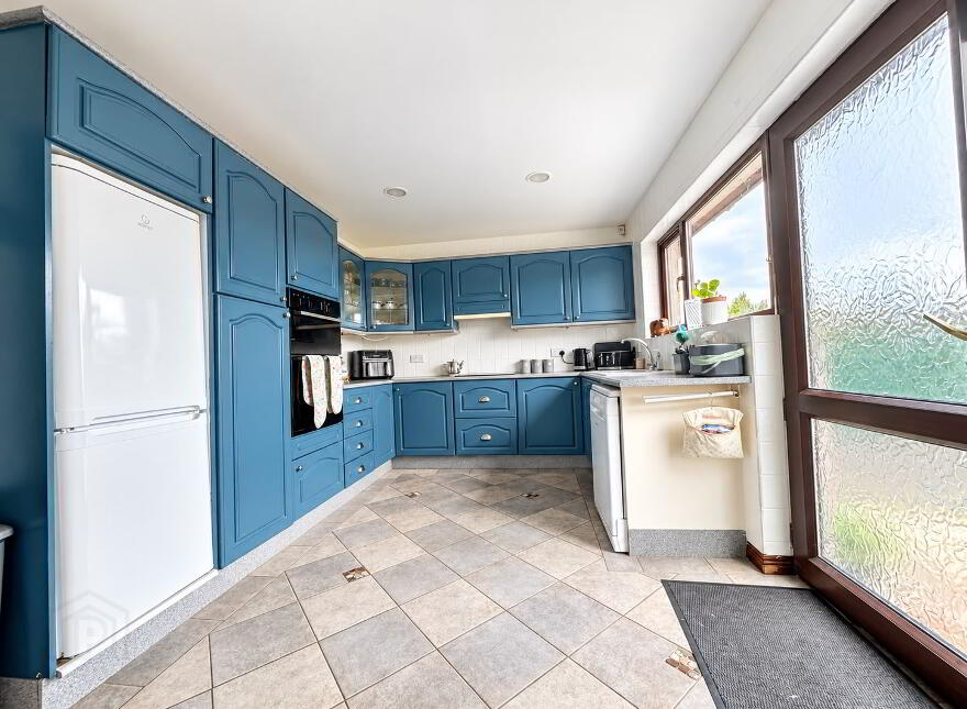 26 Harwood Gardens, Carrickfergus, BT38 7US