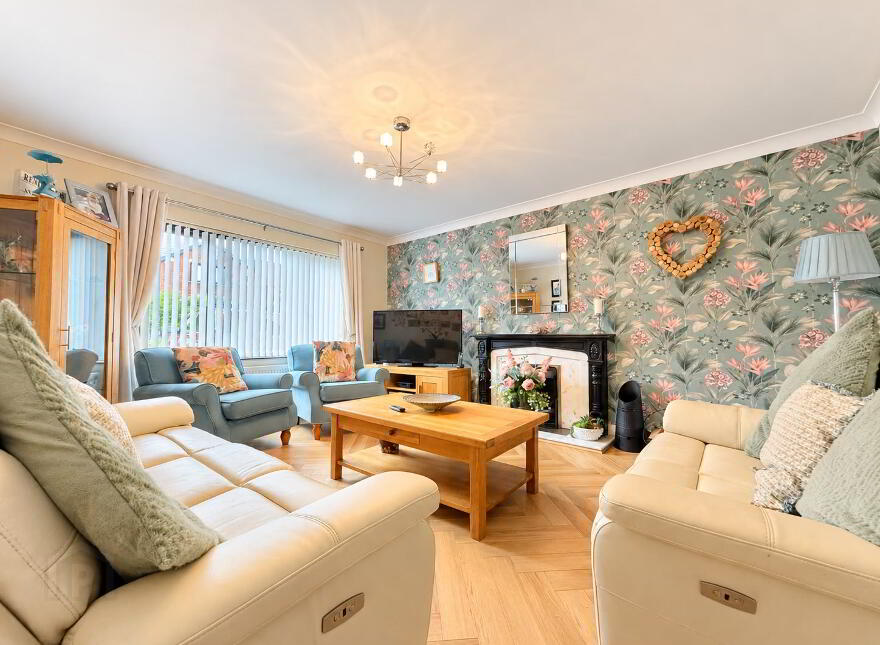 26 Harwood Gardens, Carrickfergus, BT38 7US
