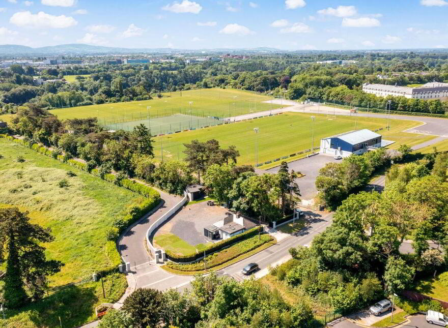 Gate Lodge Oatlands House, Oatlands, Carpenterstown, Carpenterstown, D15E08V