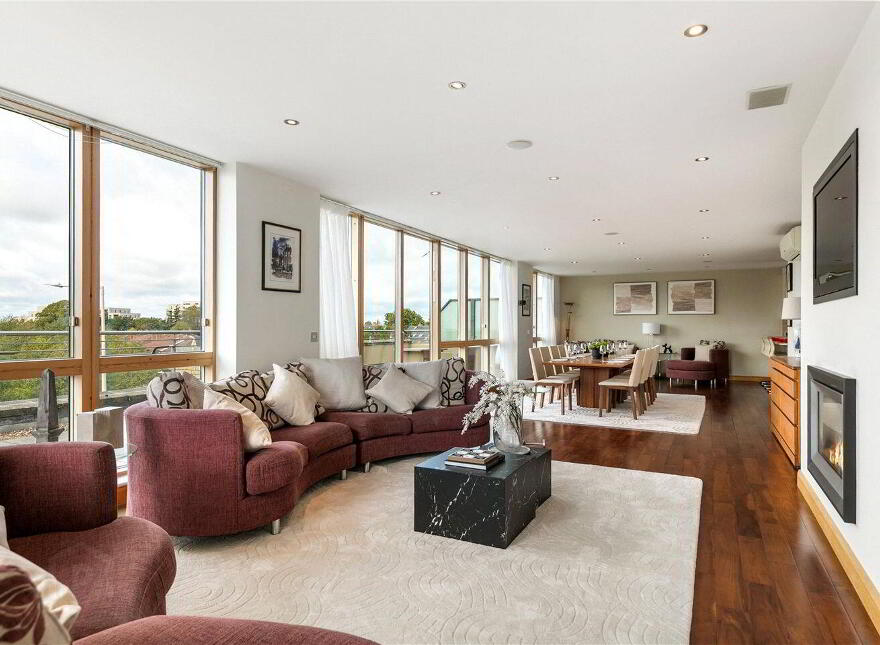 Apartment 16 Hazelbrook, Kilmacud Road Upper, Dundrum, Dundrum, D14A9C4