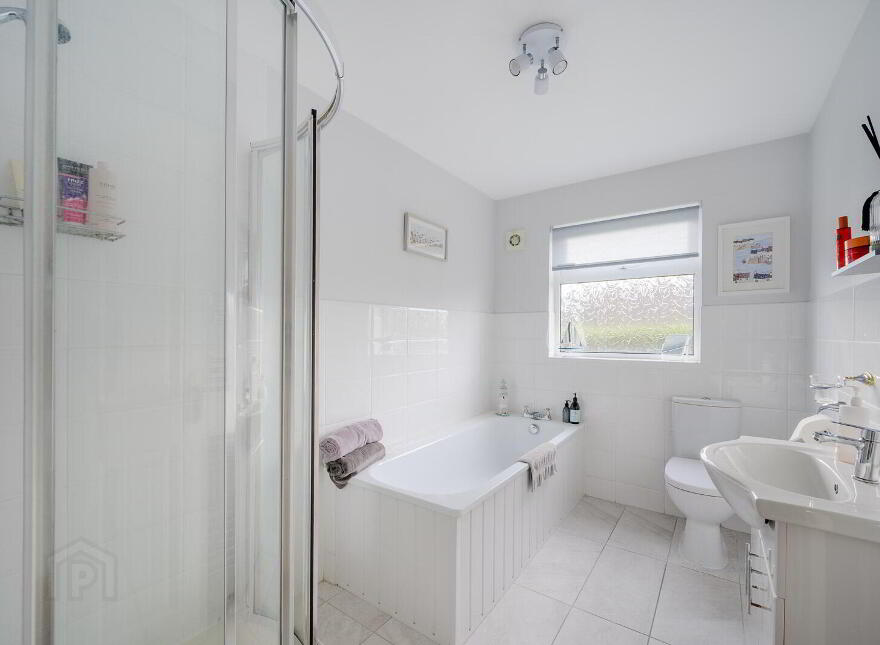 1 Fernbank Close, Bangor, BT19 6ZE