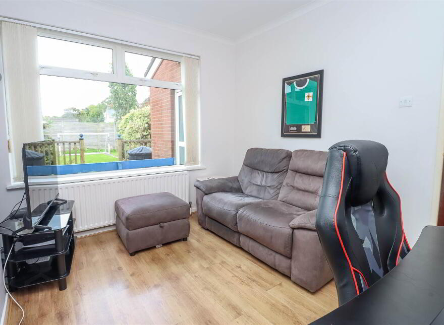 8 Wanstead Road, Dundonald, Belfast, BT16 2EJ