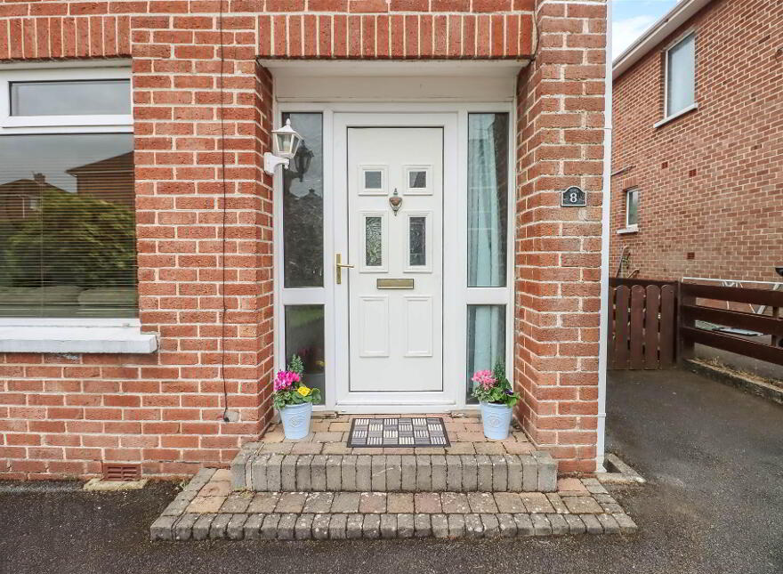 8 Wanstead Road, Dundonald, Belfast, BT16 2EJ
