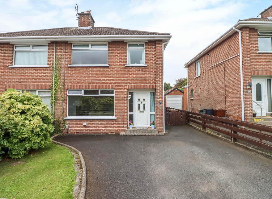 8 Wanstead Road, Dundonald, Belfast, BT16 2EJ