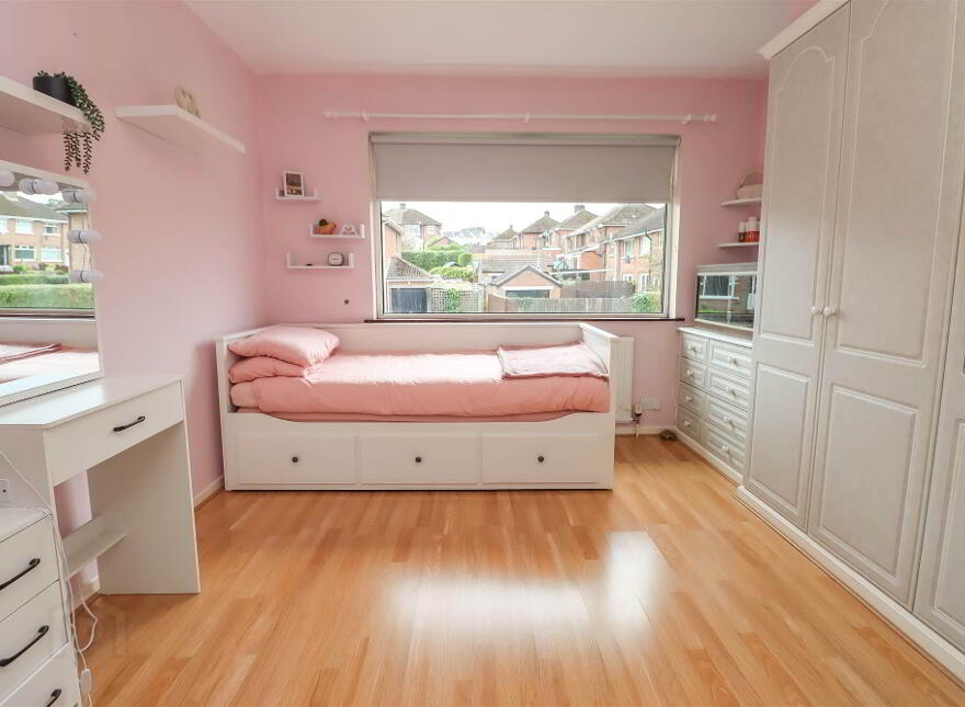 8 Wanstead Road, Dundonald, Belfast, BT16 2EJ